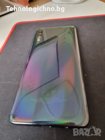 Samsung Galaxy A70 6/128GB, снимка 2 - Samsung - 53898649