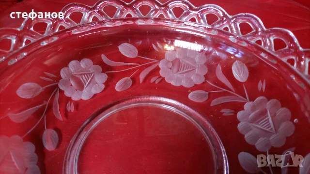 Две стъклени фруктиери, ръчна гравюра, снимка 3 - Прибори за хранене, готвене и сервиране - 51328303
