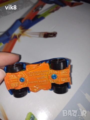 НОВА!!!Hot wheels писта+Подарък Blaze Storm с меки патрони, снимка 4 - Коли, камиони, мотори, писти - 54182038
