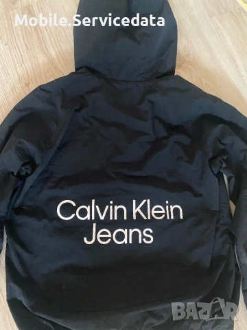 Calvin Klein Jeans Stacked Logo Windbreaker – Мъжко ветроустойчиво яке, размер S, снимка 6 - Спортни дрехи, екипи - 54084278