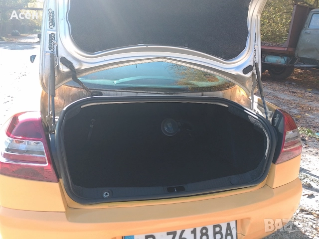  Рено Меган 1,6/16V 2007г, снимка 7 - Автомобили и джипове - 52402749