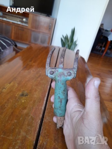 Стар цветарски инструмент,прашулче, снимка 2 - Други ценни предмети - 38043299