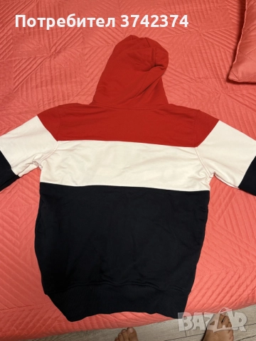 2бр.Горнища Levis u Fila, снимка 4 - Суичъри - 56413467