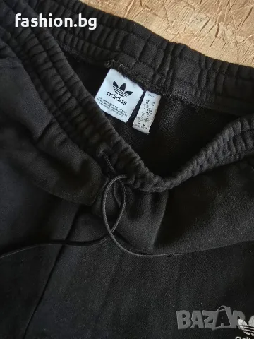 Adidas- черно спортно долнище , снимка 2 - Спортни екипи - 55780042