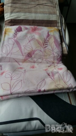 ТРИ ПОЛАРЕНИ ОДЕАЛА И ДРУГИ, снимка 14 - Олекотени завивки и одеяла - 47232477