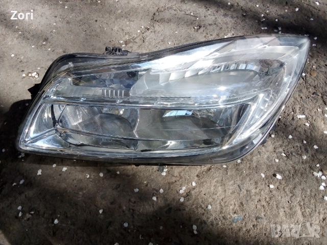 ляв фар Opel Insignia