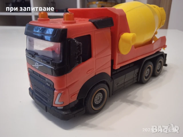 Volvo FM бетоновоз, Dickie, 22 см., снимка 2 - Коли, камиони, мотори, писти - 50575408