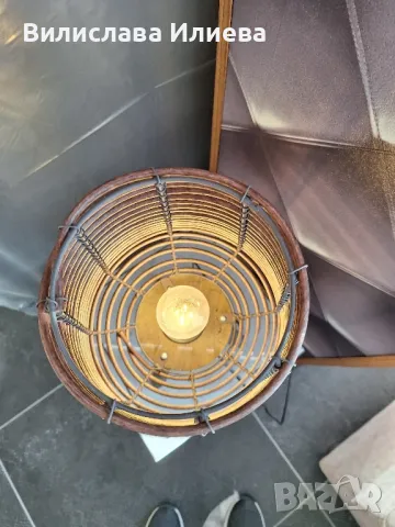 Лампа, снимка 3 - Настолни лампи - 47960030