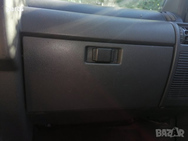 Капак Жабка Рено Клио 1 N, снимка 4 - Части - 34271064