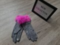Нови уникални дамски зимни сиви ръкавици с цикламен косъм на намаление 