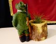 Статуетка ловец,поставка за химикали., снимка 4