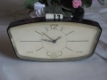 Старинен будилник СЛАВА овал - работещ - антика от времето на СССР, снимка 3