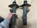 Предни амортисьори за Toyota Corolla Verso 2003 г., снимка 5