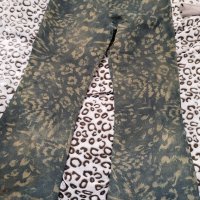  Нов панталон (мек,памучен плат),с ефектна шарка, снимка 1 - Панталони - 38580449