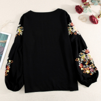 Дамска блуза в черно с дълъг ръкав и бродерия с цветя, снимка 12 - Блузи с дълъг ръкав и пуловери - 44631746