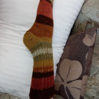 Ръчно плетени дамски чорапи размер 37, снимка 1 - Дамски чорапи - 34884615