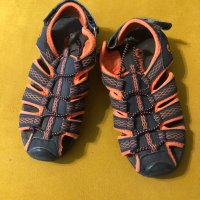 Спортни сандали за момиче, снимка 1 - Детски сандали и чехли - 37529583