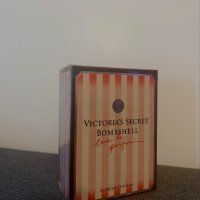 Victoria’s secret Bombshell парфюм 100мл, снимка 1 - Дамски парфюми - 44208918