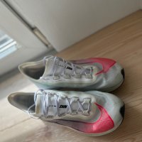 Маратонки Nike ZOOM FLY3 Vaporweave, снимка 2 - Спортни обувки - 42749375