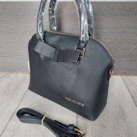 Черна чанта Michael Kors код SG382, снимка 4 - Чанти - 38134483