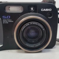 Фотоапарат Casio QV-5700, снимка 1 - Фотоапарати - 30267307