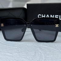 CH 2024 дамски слънчеви очила с лого, снимка 6 - Слънчеви и диоптрични очила - 44659303