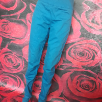 Ярко сини панталони тип дънки с висока талия Л, снимка 1 - Дънки - 36559110