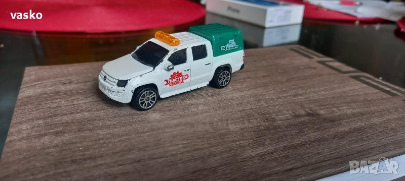VOLKSWAGEN AMAROK-1:64, снимка 1