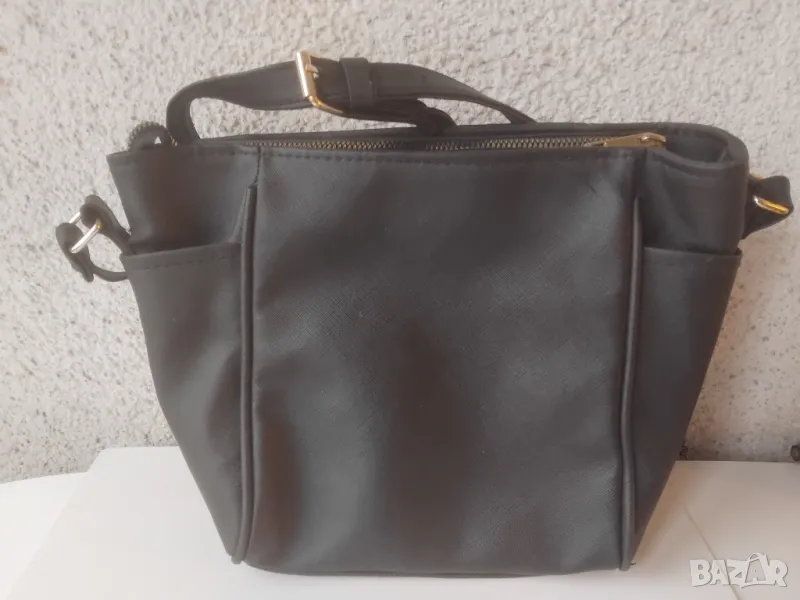 Дамска черна чанта класически модел, снимка 1