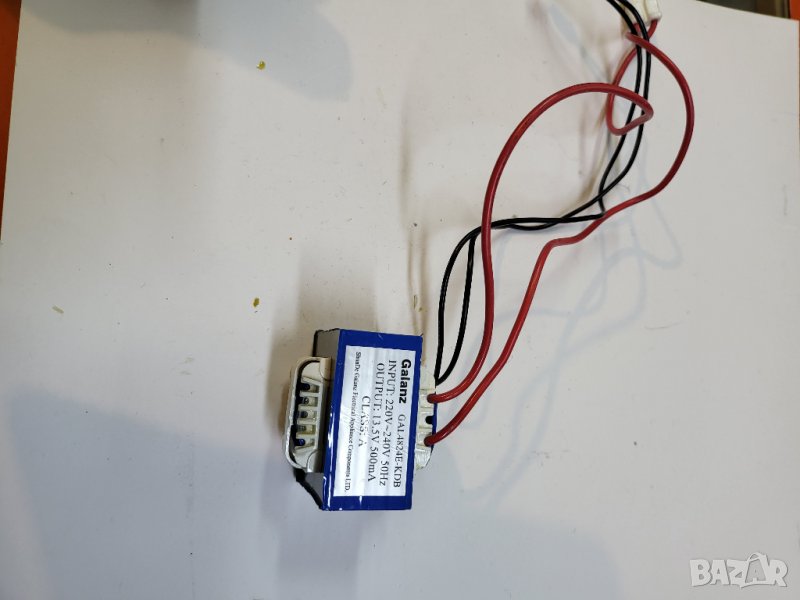 Трансформатор траф захранване с изводи - 13,5 волта на 0,5 ампера, снимка 1