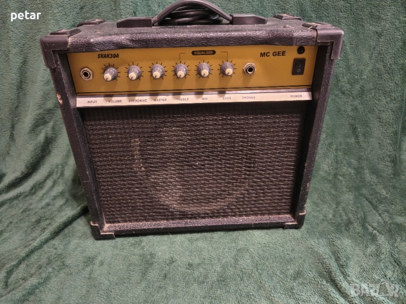 усилвател за китара кубе, снимка 1