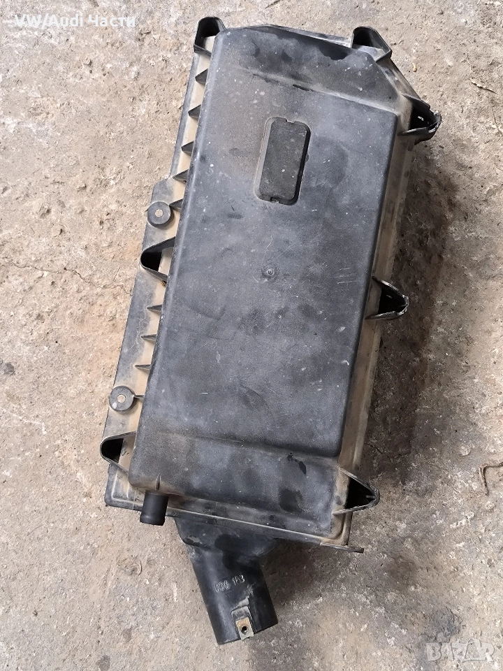 Кутия въздушен филтър за Голф 4 Сеат 1.4 VW Golf 4 Seat 1.4 036129611AM / 036129620C, снимка 1