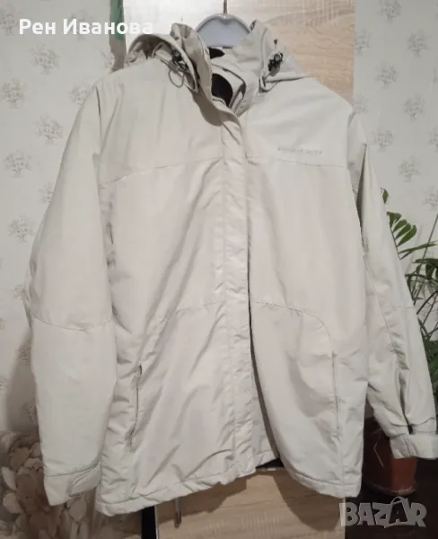 Продавам дамско планинарско яке , снимка 1