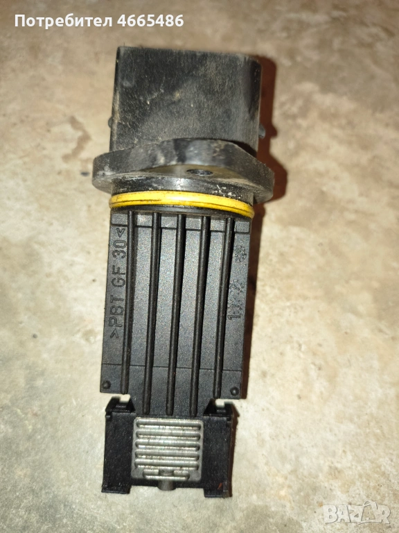 Дебитомер Мерцедес ц220,Ц200 Pierburg 7.22684.07.0, снимка 1