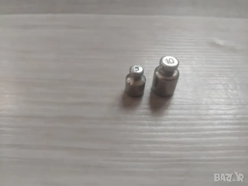 ПРОДАВАМ ДВЕ ТЕЖЕСТИ-ГРАМОВЕ, снимка 1