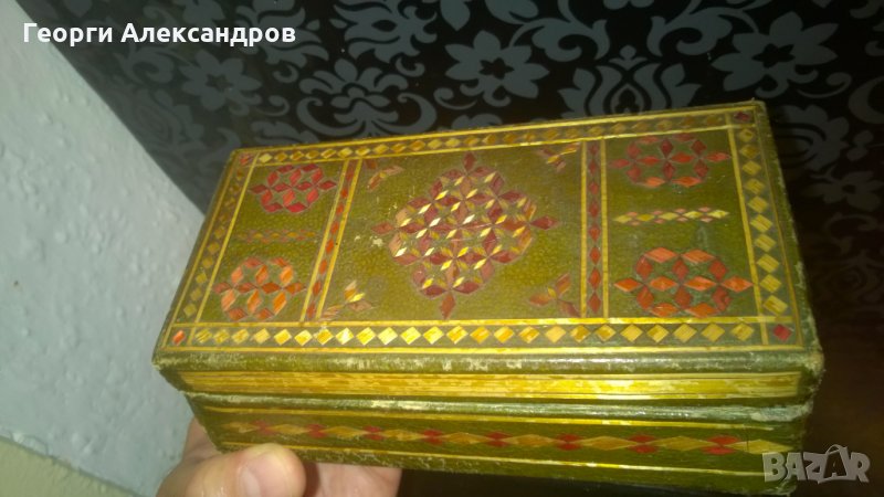 СТАРИННА КУТИЯ ИНТАРЗИЯ РЪЧНА ИЗРАБОТКА, снимка 1