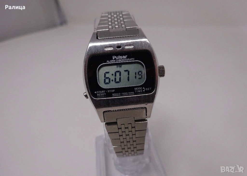 Японски дамски електронен часовник Pulsar, хронограф, с аларма, снимка 1