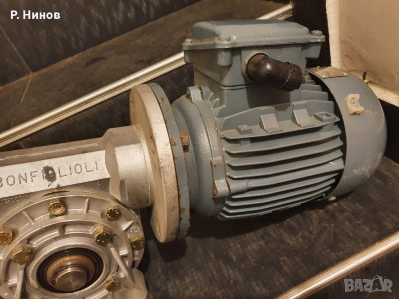 Монофазен ел.двигател , електромотор , електродвигатели, редуктори , снимка 1