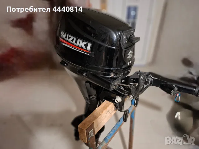 двигател за лодка Suzuki 20 L, снимка 1 - Воден транспорт - 56473733
