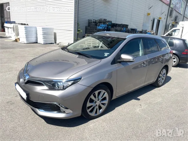 Toyota Auris 1.2T SOL, снимка 4 - Автомобили и джипове - 50107749