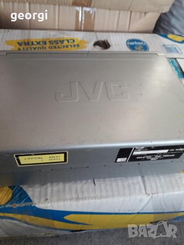 CD Charger JVC за кола, снимка 4 - Аксесоари и консумативи - 31248311
