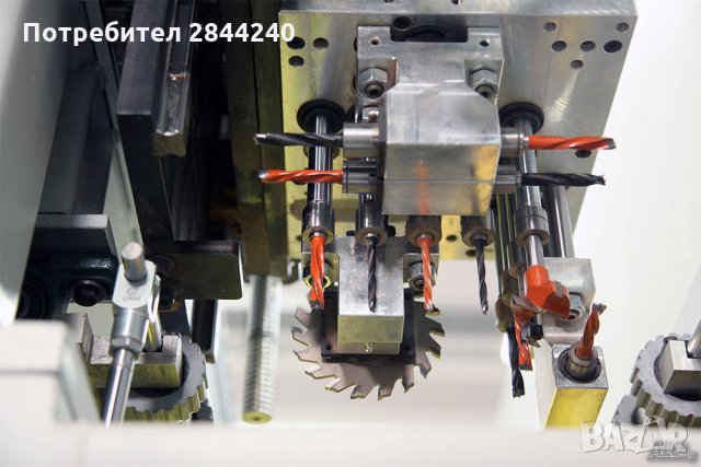 CNC пробивен център, снимка 2 - Други машини и части - 31458989