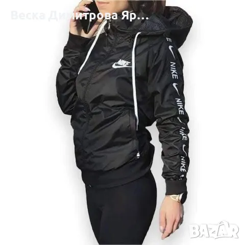 Дамско яке - Ветровка Бродирано лого Сваляща се качулка с цип Непромокаема и вятъроустойчива материя, снимка 3 - Якета - 48911146