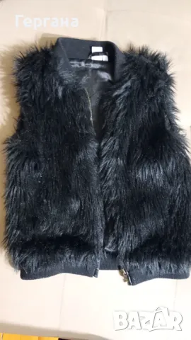 Елек с косъм и грейка с пухче 