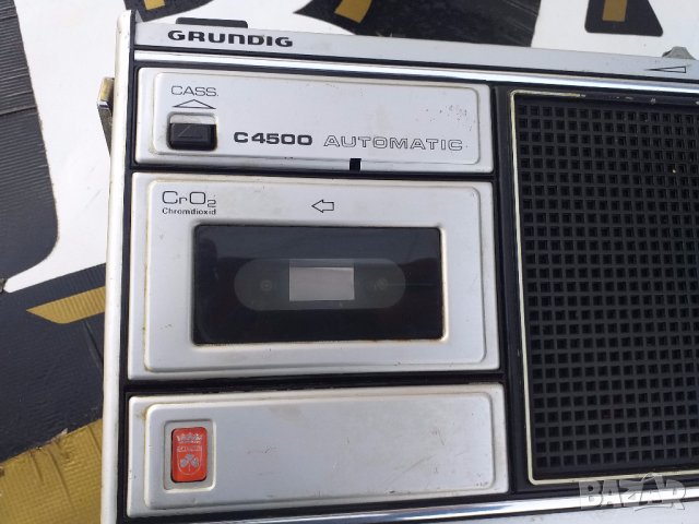 GRUNDIG C4500 Радиокасетофон, снимка 3 - Радиокасетофони, транзистори - 31977919