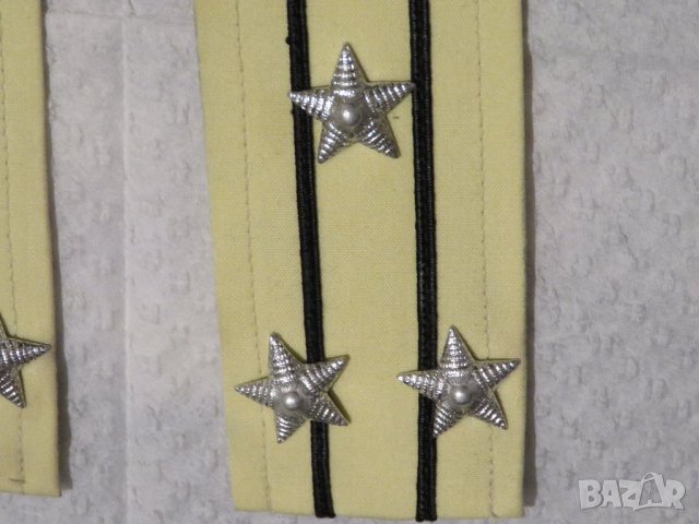 Чифт  военни пагони - Капитан първи ранг от Военнно морски флот - съхранете спомена армейски, снимка 2 - Антикварни и старинни предмети - 29772229