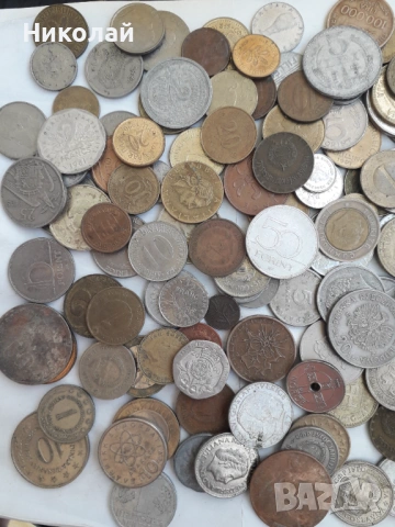лот от 200 броя чужди монети., снимка 2 - Нумизматика и бонистика - 54128073