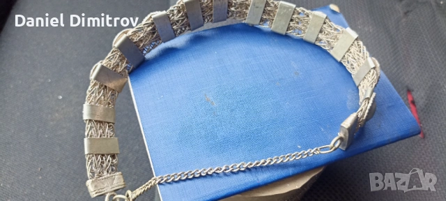 Женска огърлица,накит,кучка