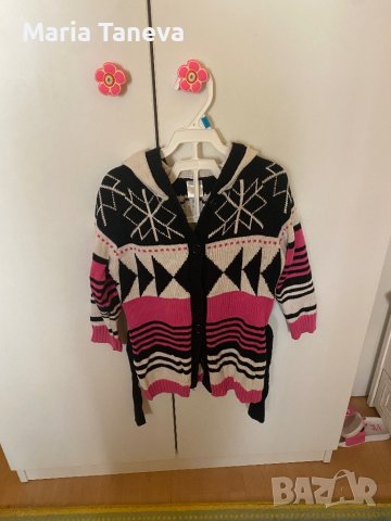 Плетена жилетка с качулка