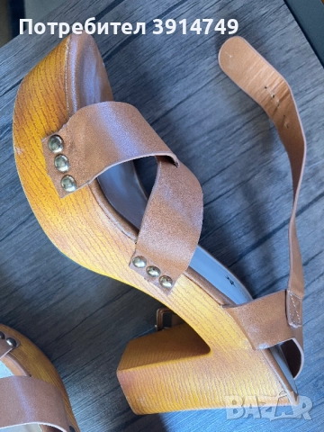 Кожени сандали, висококачествена изработка, с платформа и висок ток в чудесно състояние, 38, снимка 6 - Дамски елегантни обувки - 51729116